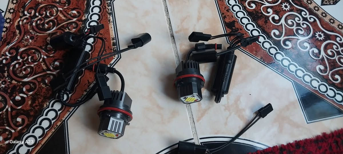 السلام عليكم 
لدات سوار بي ام يرهم للباخره وبي تحويلات مثل مموضح بالصور جديد غير مستعمل السعر 55الف متوفر توصيل


**إذا كنت صاحب هذا الإعلان وتريد حذفه لأي سبب، رجاءا أرسل رسالة إلى الدعم الفني**