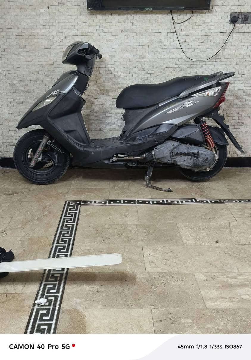 السلام عليكم دراجه ثعلب للبيع دراجه كفاله اي نقص ما بيها مال رامبو كلها بلادي اوراق كامله سعر750 كهربائيات كلها شغاله عنواني بغداد الحريه للاستفسار*********** بي واتساب💯
