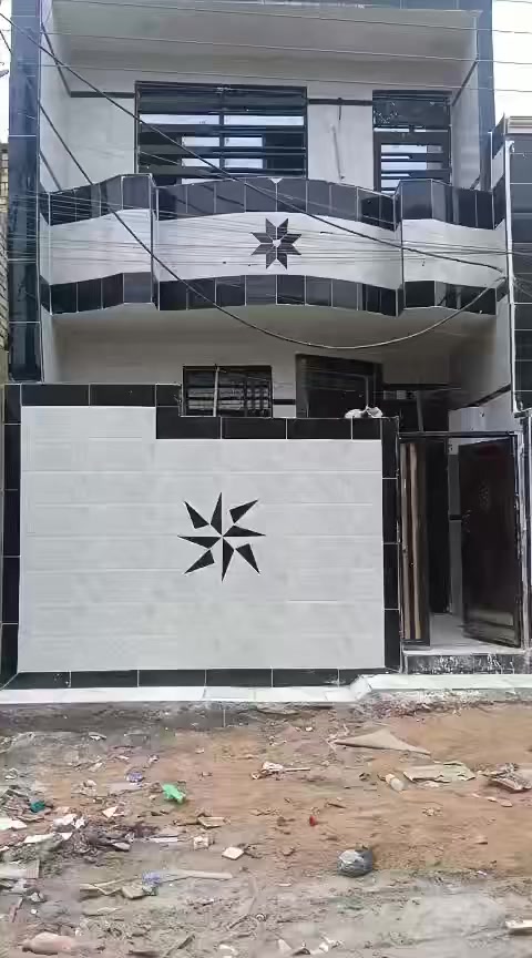 بيت ٥٠ متر الظباط الثانيه قرب مجمع فدك ***********
