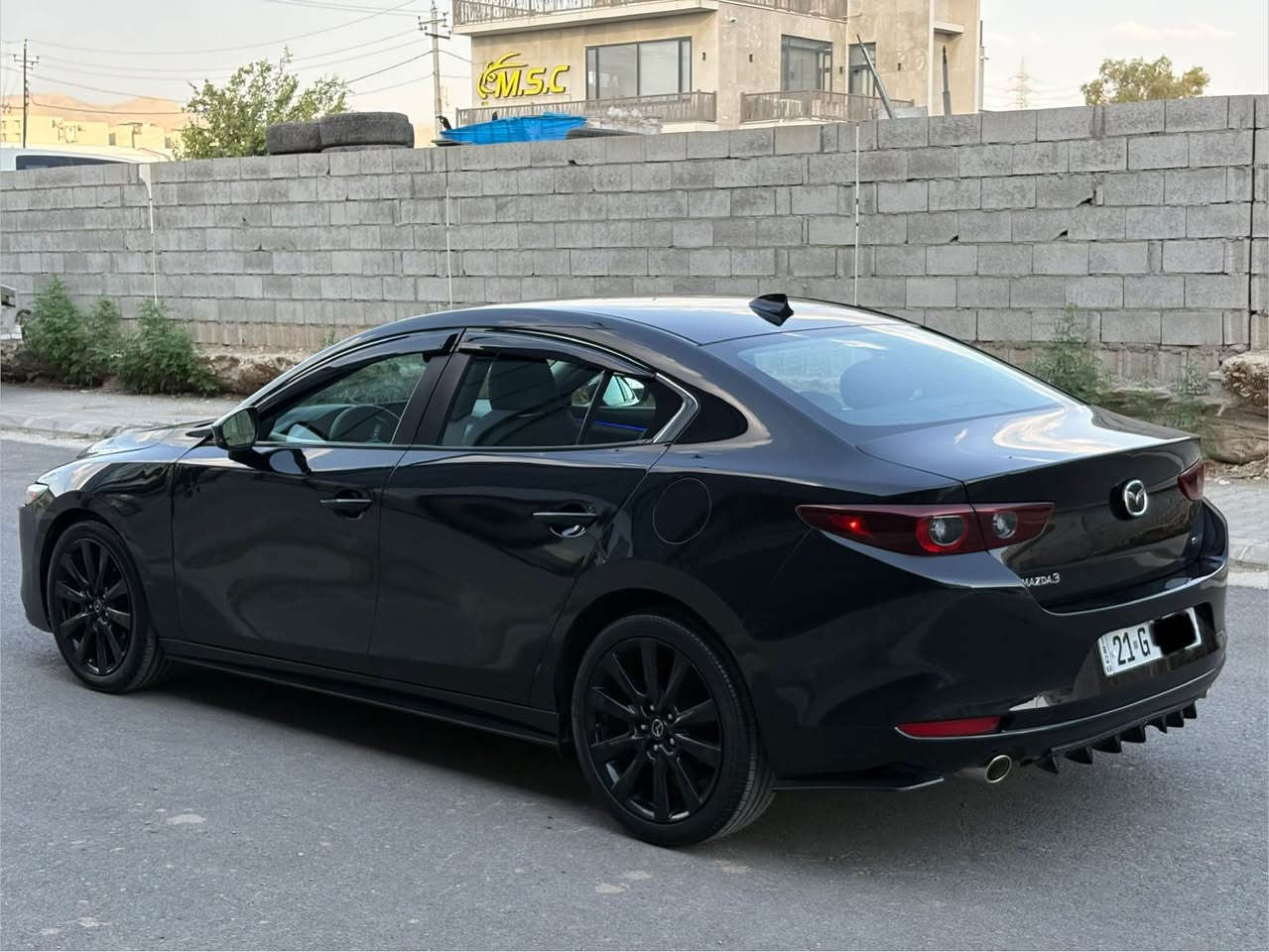 مازدا CX-3 موديل 2024 

مواصفات Select sport 
عداد المسافه 25,000 ميل 

البنيد صبغ بدون دواخل 
ويا ربع باب السايق 
سيت راديتر بلادي حجر و رادار بشرط 
كير و محرك على حطت الشركة
السياره ماشاءالله كلش جديده 
رقم سليمانيه باسمى 
تحويل و غرامه بشرط
عنوان سليمانيه

واتساب : *********** السليمانية, العراق
