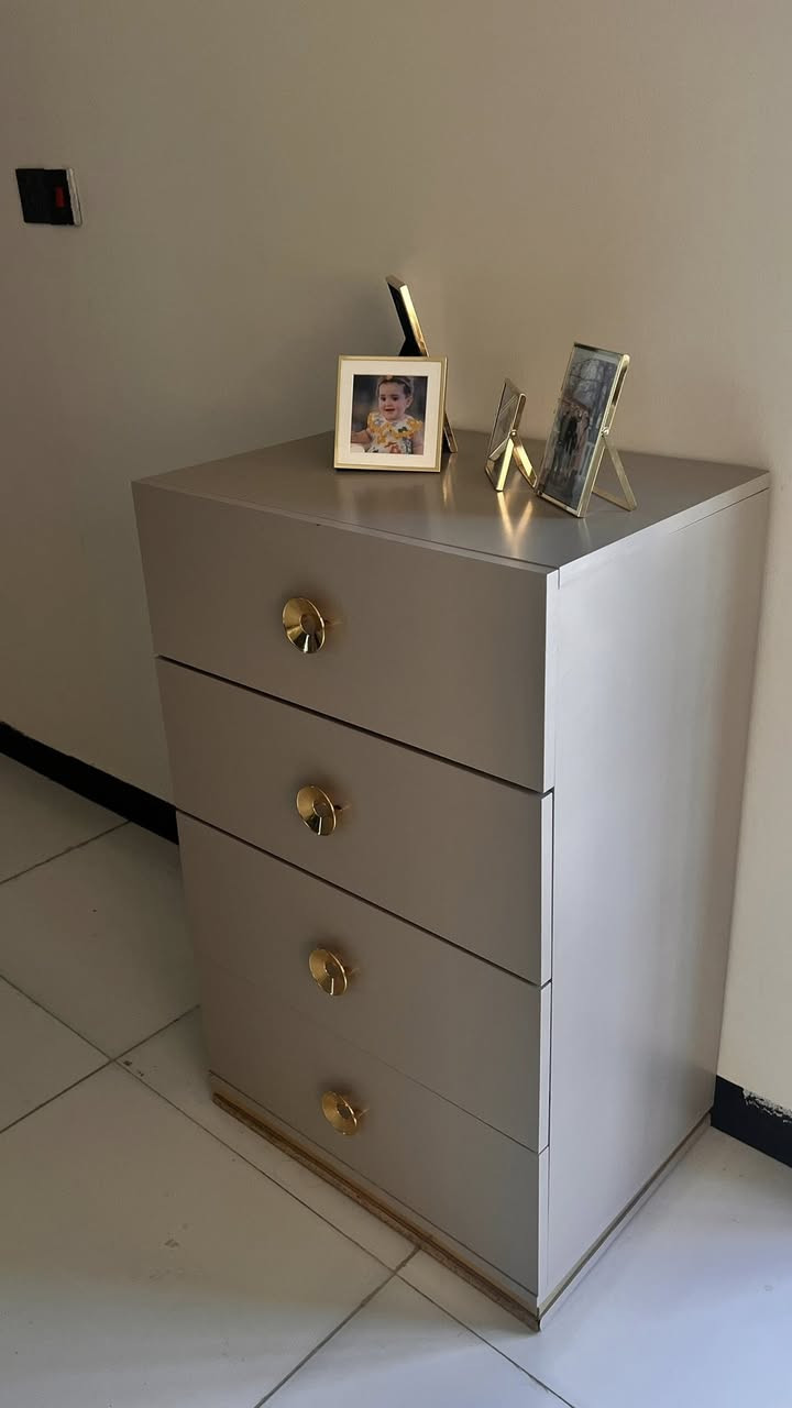 غرفة نفرين من المانوليزا مستعمله للبيع العنوان ابو غريب مجمع الزيتون سعر الشراء ١٩ ورقه سعر البيع مليون و١٠٠


**إذا كنت صاحب هذا الإعلان وتريد حذفه لأي سبب، رجاءا أرسل رسالة إلى الدعم الفني**