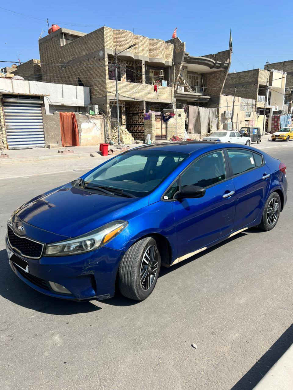 السلام عليكم 
كيا فورتي للبيع 2017 مكينه 2000
دوش ماشية 137 حادثها سطحي صفحة صورة الحادث بلمنشور بجم كبس ايرباكات سليمة 
*********** رقم ذي قار 
مكلف بلنشر. السعر112 وبيها مجال
