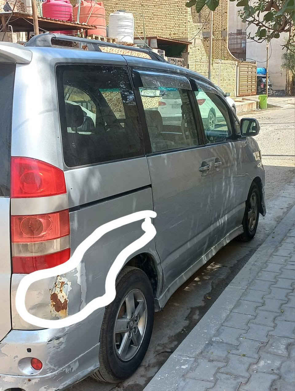 تويوتا نوها معلاية ٢٠١٢ بصرة
بس الجملغ الخلفي بيه صبغ والباقي مكفول 
كير محرك قبل سنة شادهن .
تايرات نكسن اصلي قبل شهرين شديتهن .
صدر جديد .
 مشط جديد قبل شهرين شديتة .
السعر ٥٥ 
اي تفاصيل ع الخاص


**إذا كنت صاحب هذا الإعلان وتريد حذفه لأي سبب، رجاءا أرسل رسالة إلى الدعم الفني**