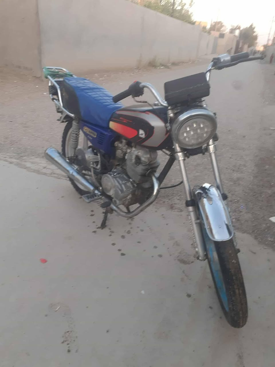 السلام عليكم موطور سيفان موديل 17 وموطور ذبانه للبيع ادفع سعر ويرهم امراوس الخاص مفتح


**إذا كنت صاحب هذا الإعلان وتريد حذفه لأي سبب، رجاءا أرسل رسالة إلى الدعم الفني**