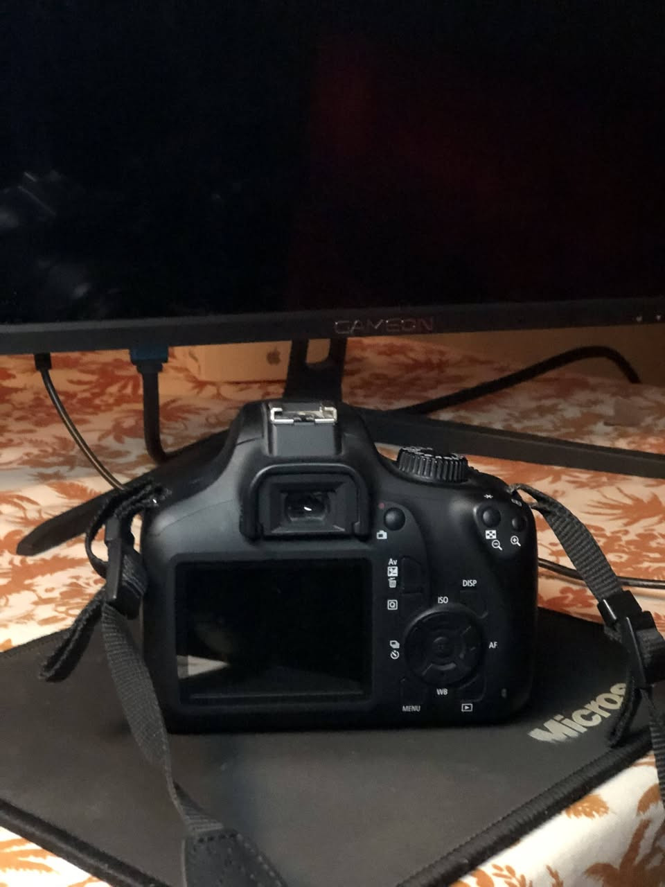 سلام عليكم.. كاميرا كانون 4000d للبيع 
الكاميرا كلش نظيفة وخدش واحد ما بيها

ملحقاتها :
1. شاحنة بطارية  ( مو أصلية بس نوعية زينه وما اذتلي البطارية)
2. الكارتونة الخاصة بالكاميرا
3. رام 16GB سانديسك
4. بطارية وحدة
5. عدسة 18.55

🟥مراح انطي بيها سعر قيم واكتب سعرك 🟥


**إذا كنت صاحب هذا الإعلان وتريد حذفه لأي سبب، رجاءا أرسل رسالة إلى الدعم الفني**