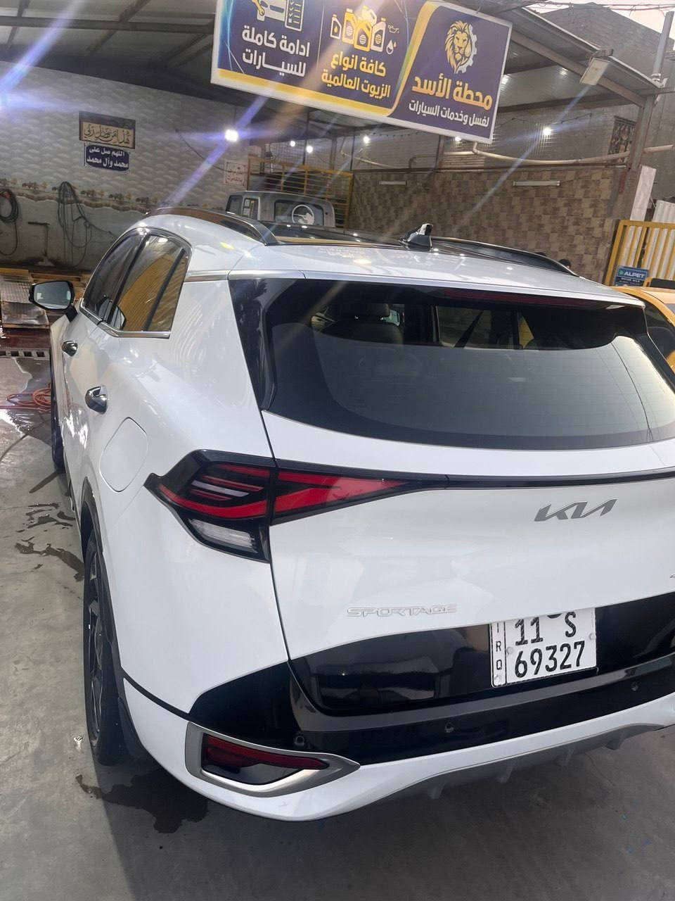 🚘 للبيع كيا سبورتج GT-Line 2023 🚘

للبيع سبورتج 2023 فئة GT-Line الأعلى والأكمل، لون أبيض مميز، بحالة ممتازة جداً ومكفولة كفالة عامة.

🔹 محرك 1600 CC اقتصادي وقوي
🔹 الممشى 58 ألف كم فقط
🔹 سقف بانوراما كامل
🔹 مقاعد جلد فاخرة
🔹 شاشة وكالة
🔹 كاميرا
🔹 فول المواصفات – أعلى فئة GT
🔹 استخدام نظيف ومعتنى بها بشكل ممتاز
🔹 جاهزة للفحص في أي مكان

سيارة تجمع بين الفخامة، الأداء، والاقتصادية، ولا تحتاج أي مصروف.

💰 السعر المطلوب: 230بيه مجال بسيط
رقم بغداد 
العنوان / بلديات

للاستفسار والمعاينة التواصل على رقم الخاص ( ***********)
والله يبارك للبائع والمشتري.
