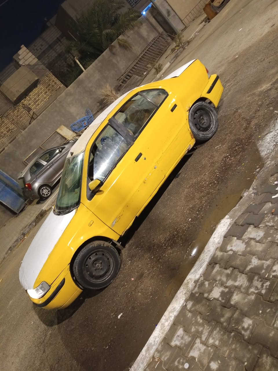 اسمتد سيارة محرك وكير كواله مكان بصره الحكميمه سعره 20بيه مجال كلشي عليك غرامه وهيه ع مشتري هذه رقم ***********
