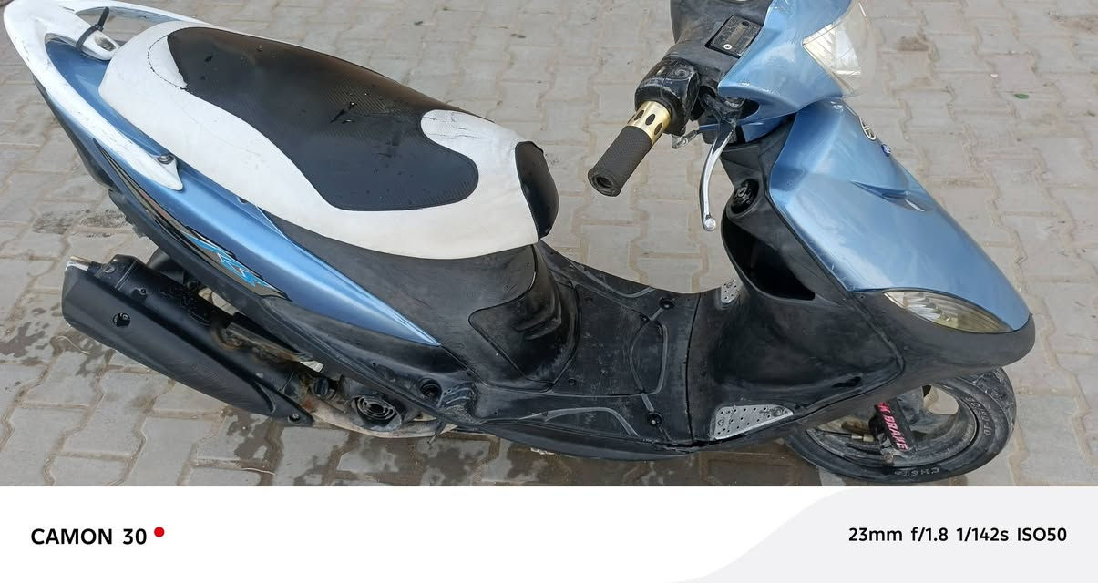 دراجه ماكس للبيع بوشه ٤٩ مكينه بلادي مامفتح كهربايات شغاله كامله سعر 400مكاني كربلاء ***********
