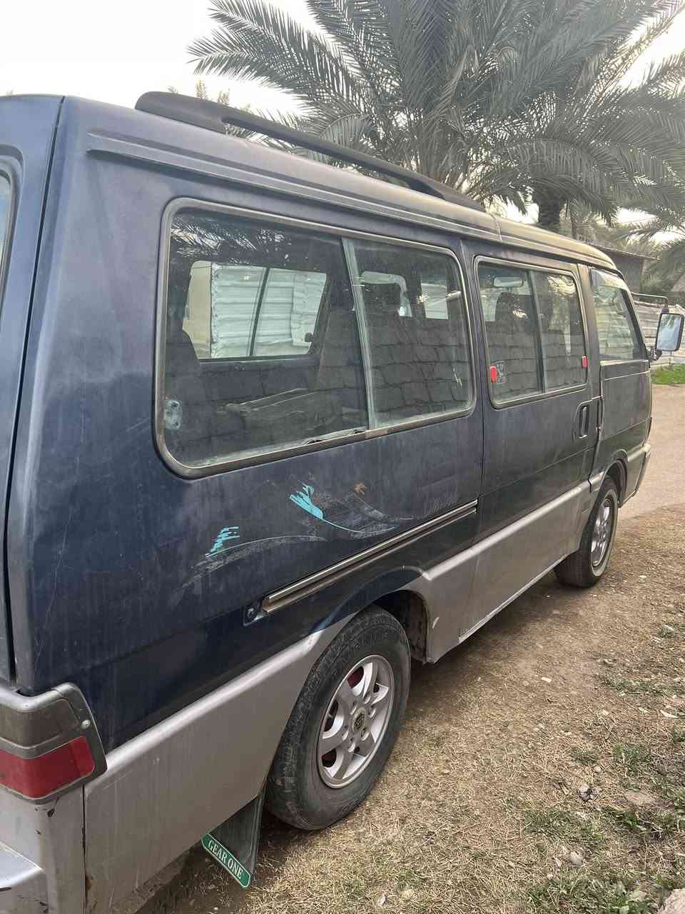 كيا بسته موديل ٩٥ ام الزعانف وتنته بلاديه مابيها صبغ بس الجنطه الباقي كل الكشر مكفول جاهزه كير مكينه اكسل شواصي جدد رقم بغداد وسنويه جديده.  السعر ٦٠ بيها مجال عنوان التاجي   مكلف بالنشر شراي اتصل رقم صاحبها ***********
