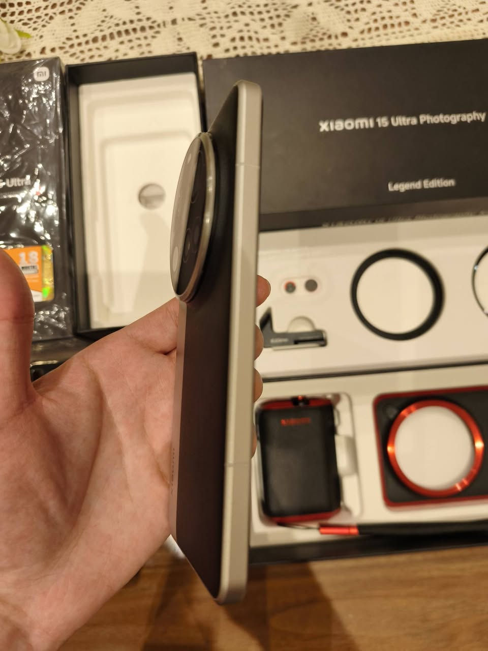 السلام عليكم
للبيع او المراوس
توفر شاومي 15 الترا ذاكرة 512 روم عالمي

ضمان نازو كامل ملحقات نظافه 100

السعر 1150 الف 

العنوان بغداد الدورة ابو طيارة 

يوجد توصيل محافظات 

***********
