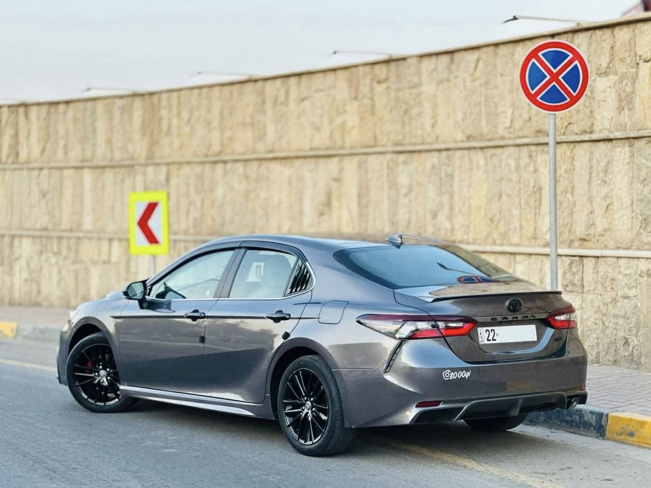 السلام عليكم
🚘 تويوتا كامري 2023
فئة SE

▪️ تحديث مسار
▪️ كروز كنترول لتثبيت السرعة
▪️ رادار أمامي + رادار جانبي
▪️ نظام توقف الطوارئ
▪️ شاشة أعطال السيارة
▪️ شاشة GPS للملاحة
▪️ تحكم بالستيرن
▪️ مقاعد جلد
▪️ مقعد السائق كهربائي
▪️ نظام قيادة Eco / Sport / Normal
▪️ محرك 2500 سي سي أربع سلندر
▪️ جير أوتوماتيك 8 سرعات
▪️ ويل كب كروم
▪️ أضوية LED زينون
▪️ كشافات ضباب أمامية
▪️ تكييف وتبريد أمامي وخلفي
▪️ كاميرا خلفية
💳هزه سنويه جديد
🛠️ ضرر جاملغ السايق كلير وشبر قبغ صندوق جوه حافت الرقم بدون دواخل شرط 
✅ المحرك كير شرط
✅ رقم هاتف 📞 ***********
