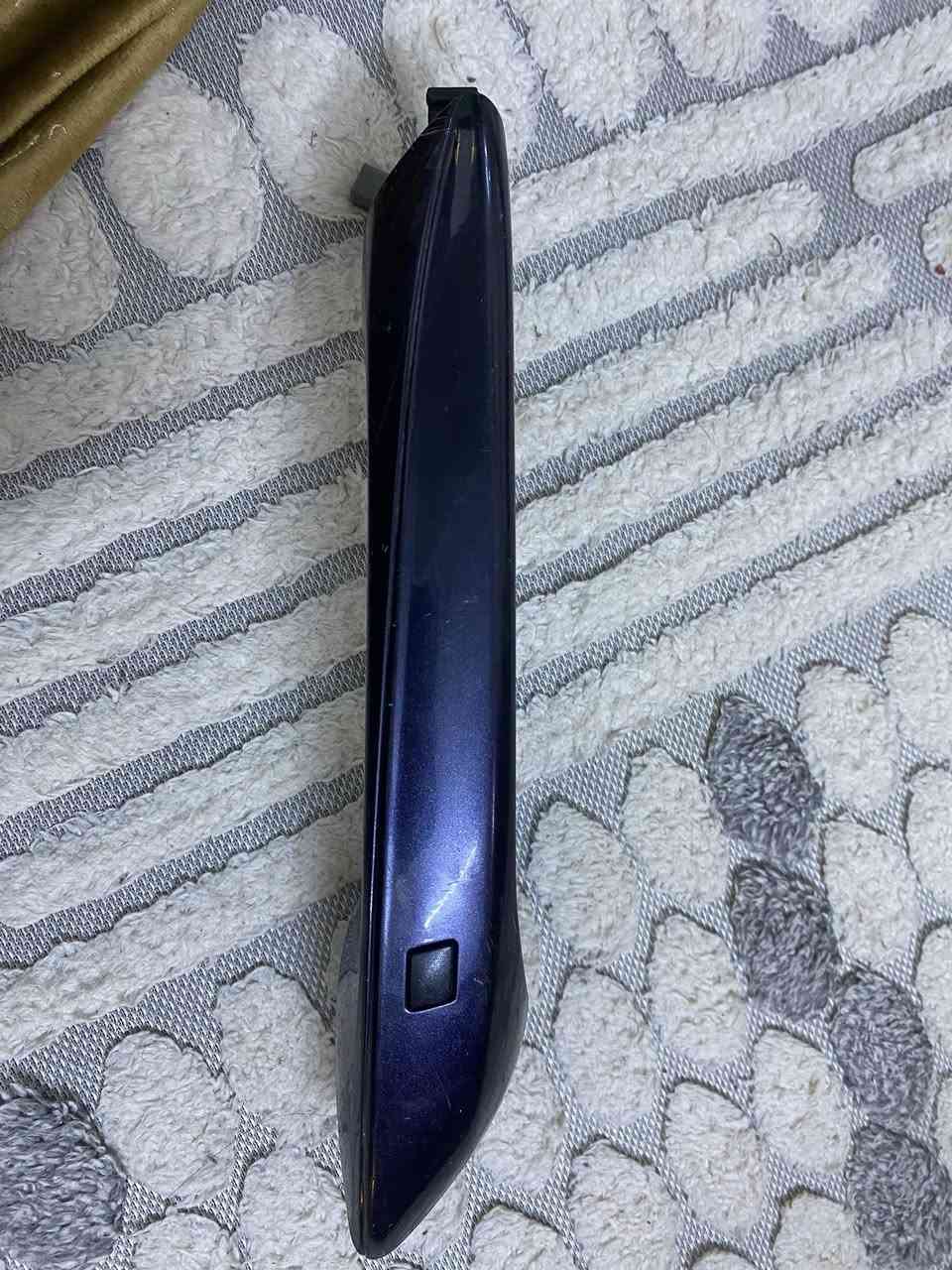 السلام عليكم يده النترا للبيع باب صدر مع بصمتهه موديل ٢٣.       ***********
