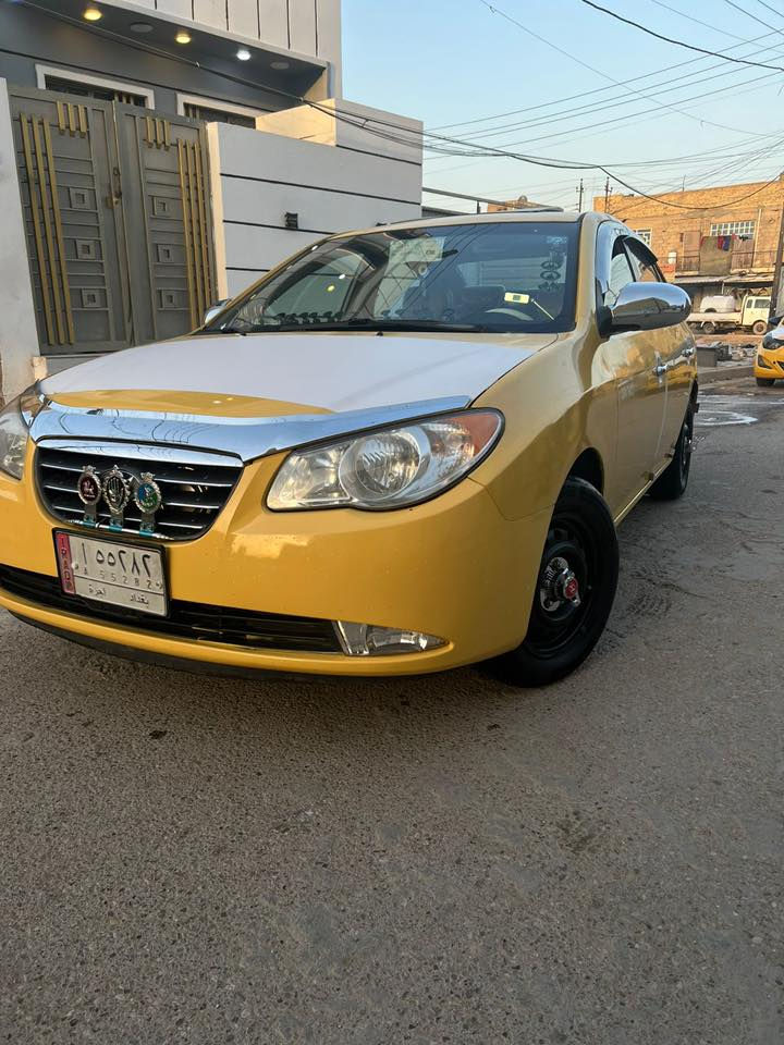 سلام عليكم 
النترا موديل ٢٠٠٨ وارد امريكي 
السياره تخم تاير جديد مكينه صار ٣ اشهر مشدوده 
صدر جديد تبريد 
ثلج أدامه جديده كهربائيات زيرو 
سستم نيكل دوشمه جديد
 تحويل ثاني يوم تاخذ مصفره السياره
 مكينه ٢٠٠٠ دوش سونار موجود 
لسياره خير من الله مال جناي الله شاهد كله جديد واصلي وكاله مشدود بيها كير مكينه خير من الله سياره ضررها جاملغ الايمن سونار موجود 
سعرها 90 بيها مجال لشراي انشالله 
تدخلي خاص بخدمتك *********** اتصال رصيد 
*********** واتساب فقط 
مكاني بغداد منطقه الحسينيه الراشديه
