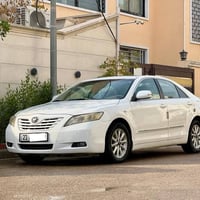 للبيع كامري 2009 خليجي بدون اي صبغ   السيارة رقم سليمانية باسمي وسنوية...
