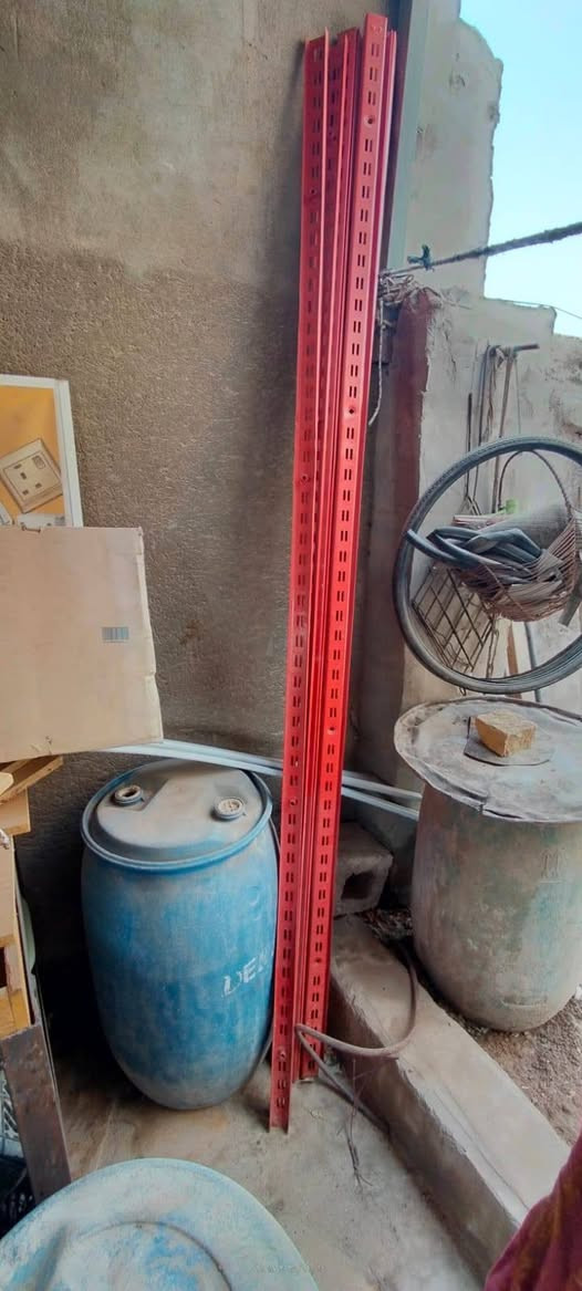 السلام عليكم
متوفر رفوف محل كلش نضاف 
اي استفسار الاتصال ***********
