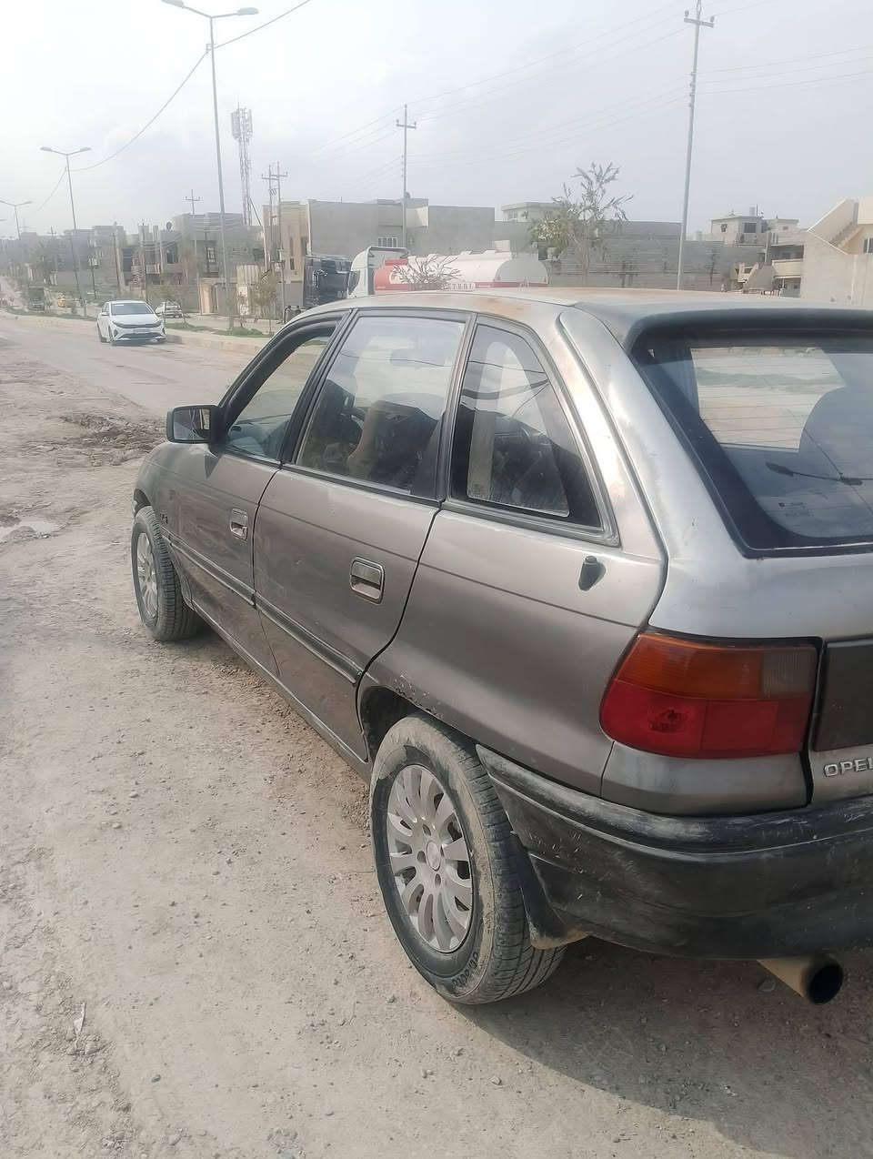 سياره استره موديل 92
كربون بانزين رقم نينوئ الاماني الاسياره بسمي 
‏‪0751 205 7547‬‏
***********
