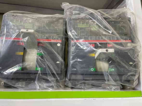 سلام عليكم ورحمه الله وبركاته
يوجد لدينا جميع الكونتكترات قواطع 
 اصلي جدا نضيف ABB . شنايدر فرنسي 
جميع الامبيرات متوفره بنسب الاسعار
 الاستفسار خاص 
👈***********👉 حسين عكد 
خدمه توصيل جميع محافضات العراق#
