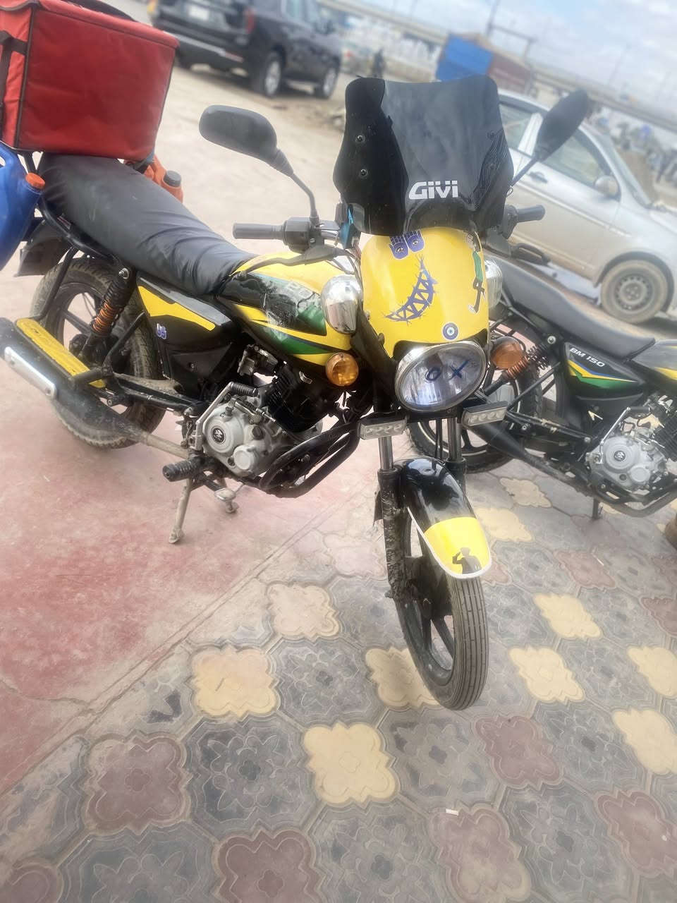 يالله سلام عليكم 🫡
دراجة بوكسر //موديل٢٠٢٢

دراجة حلوة وخير من الله 

اوراق نقص ورقة بس الصفر 

للمراوس شعندك نزل 

العنوان //ديالى بعقوبة تقاطع القدس 

رقم الهاتف ***********
