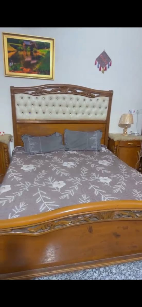 السلام عليكم غرفه نوم مع تخم مع مطبخ للبيع المكان الدوره السعر للكل مليون و٧٥٠


**إذا كنت صاحب هذا الإعلان وتريد حذفه لأي سبب، رجاءا أرسل رسالة إلى الدعم الفني**