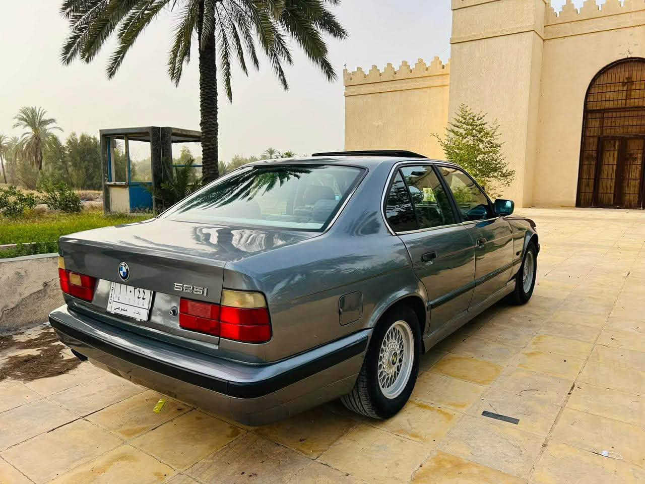.
اللهم صل على محمد وعلى آل محمد 

525 مسكر عدل اصل بليته وسنويه موديل 92 رقم بغداد ( باسمنا ) السنويه نافذة لغاية 2029 السياره بلاديه حتى التدفئه شغاله مكفوله من الضربه والگص والخياس مصبوغه جماليه من الخارج فقط بيها تراي ونعومه مال حديث 

الگير والمحرك جدد حاويه المانيات ولا برغي مفتوح بيهن 

الحداديه كلها جديده من الطول للطول سفنجه 

منظومة تدفئه وتبريد كلها جديده وبلاد 

الكهربائيات كلها شغاله وبلاد بدون جطل وتيب 

تخم تاير اصلي جديد وباتري 90 جديد 

الحماوه ثابته تحت النص صيف وشتاء 

المواصفات المعروفه 

فتحه سلايت 

بچم عريض اصل 

دبل ايرباك 

دبل چكمچه 

كشنات فول كهرباء حتى التجاوي 

الغرفه كارتير ازرق جلد 

تدفئة و تبريد قطعتين فول 

ثلاثة وضعيات قياده 

سوارات لد اصليات 

اربعة جام كهربائي 

كمبيوتر 

بلوتوث وسستم سماعات الماني اصليات فول 

سنتر لوك وسويج ريمونت 

السعر الطلب في التعليقات وسوف يتم الرد تلقائياً 

العنوان بابل مركز المدينه 

*********** صاحب السياره
