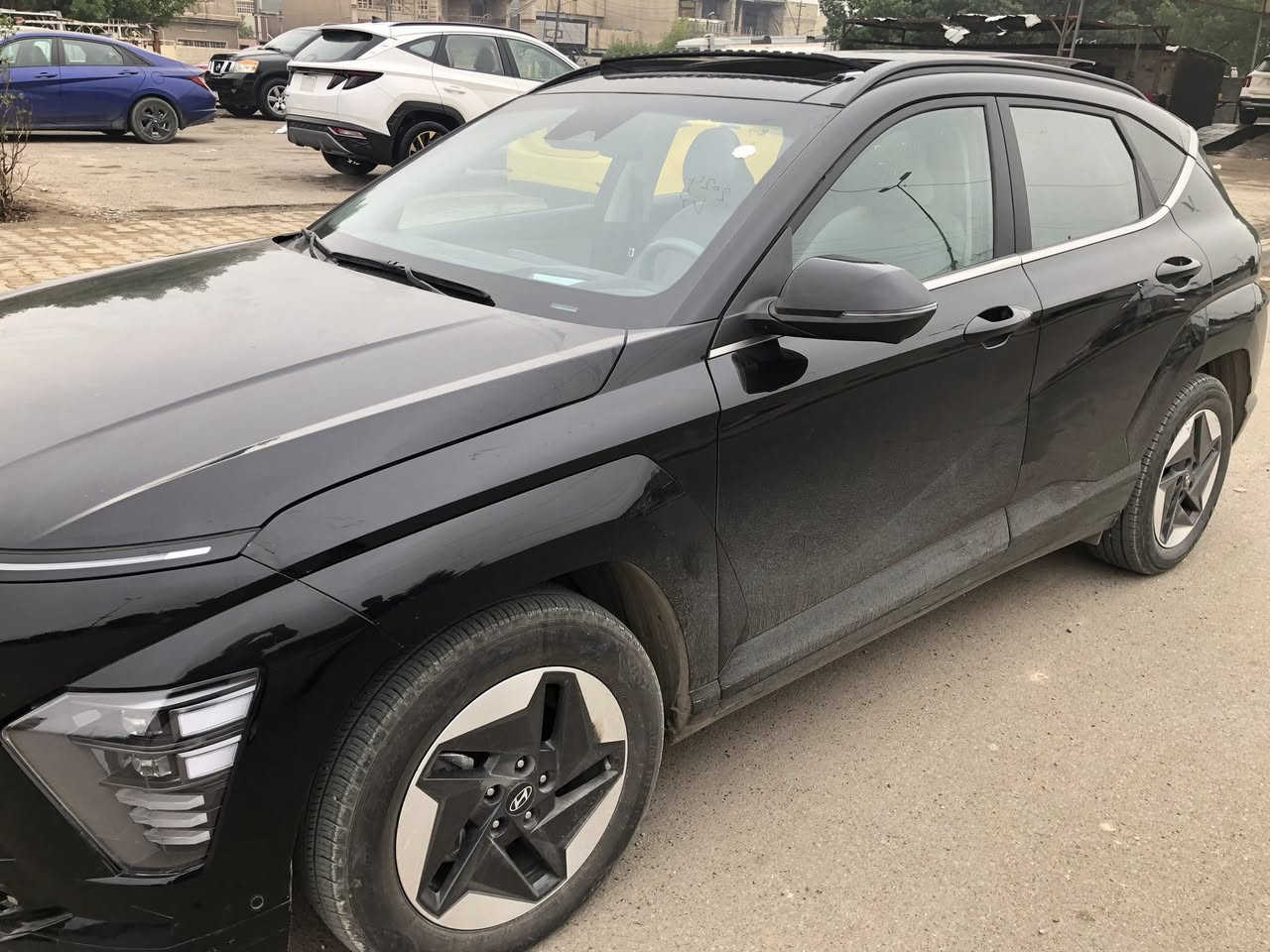 كونه كهرباء ٢٠٢٤
كونه كهرباء كفاله من صبغ وتبديل فقط دعاميه اصليه كراسي كهرباء تدفه تبريد بطاريات كبيره 550كيلو بشحنه سيارة اعلى فه 5كامرات فتحة سقف رقم بغداد سعر 160$.  ***********
