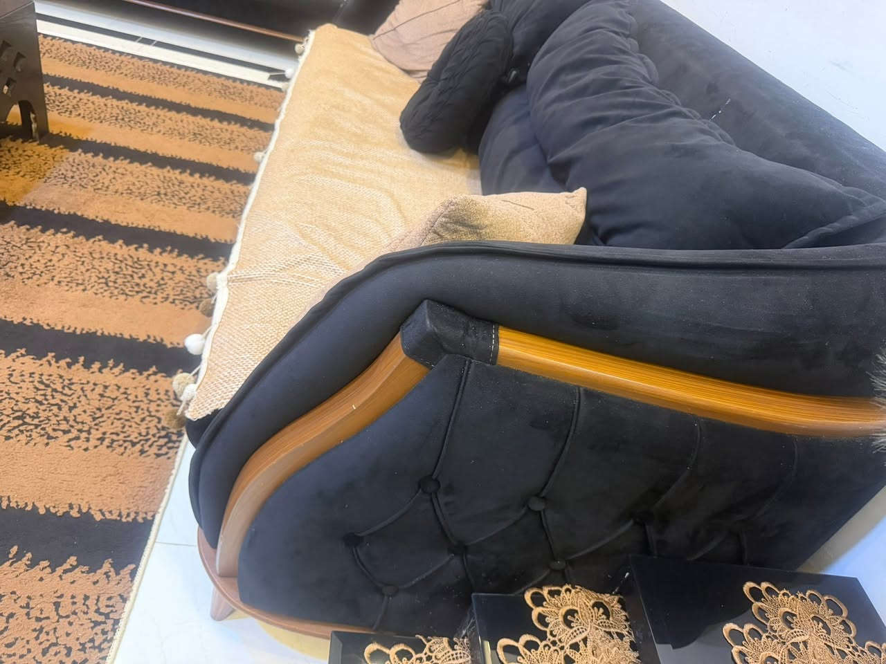 تخم تركي نضيف كلش كلش يجي 8 مقاعد قنفتين كبار وثنين كراسي تركي اصلي مو شغل عراقي السعر 550


**إذا كنت صاحب هذا الإعلان وتريد حذفه لأي سبب، رجاءا أرسل رسالة إلى الدعم الفني**