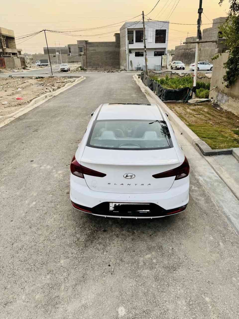 سلام عليكم النترا 2020  خليجي  سياره كامله خير من الله مواصفات فول عدا البصمه ماشيه 156الف.  سياره كله بلادينه. سويجات عدد 2  ويل كب عدد 5 

السعر 158 $ 
(***********)
