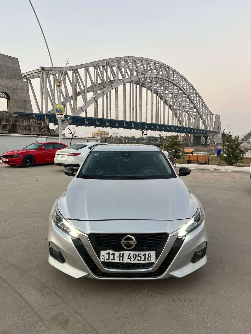 سلام عليكم
NISSAN  ALTIMA
موديل 2020 تحويل ثاني يوم
موصفات SR فول مواصفات عدا الفتحه 
.بصمه + بصمه ابواب + بصمه صندوق
.داخل اسود 
.تحكمات ستيرن جهتين+ شفتات سرعه
.حجم الويل 17
.كشن السايق كهرباء 
.رادار امامي 
.تحديد خروج عن المسار 
 توقف ذاتي امامي 
.رادار جانبي 
.رادار خلفي 
.توقف ذاتي خلفي 
.حساس خلفي 
.شاشه جبيره 
.كامره دواره 
.حجم المكينه 2.500
مسوي ادامه كامله 
صور الحادث بالمنشور 
.سياره كلش حلوه ومناقصها شي 
.سياره رايدها 143$وبيها مجال قليل: ***********
.مكان السياره الناصريه
