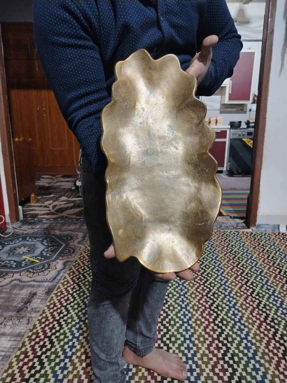 اخذ الصور وروح على كوكل افحص 
وراح تعرف شنو قيمتهن وتعال نتعامل 
***********
