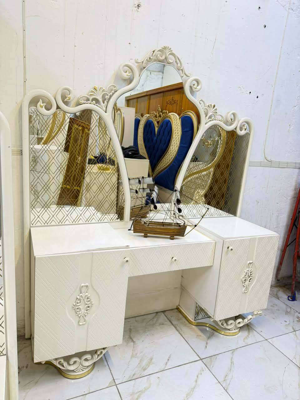 غرفة نوم مستخدمة نضافة 85‎%‎
عدد القطع9
كوالتي عالي 
شغل ثقيل 
سعرها 850/800
شد ونقل داخل بغداد مجاني


**إذا كنت صاحب هذا الإعلان وتريد حذفه لأي سبب، رجاءا أرسل رسالة إلى الدعم الفني**