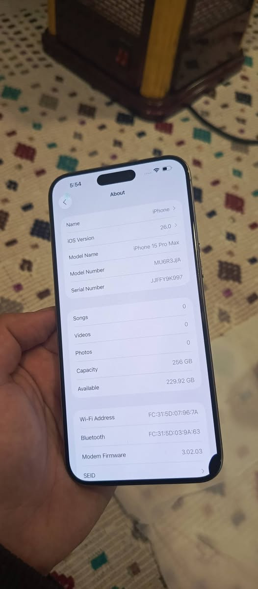 ١٥ برۆ ماکس  ٢٥٦ یه ک یسم ئیسیم باتری ٨٦ نه کراوه شاشکه ی ئه دوو به له ی هه یه 
سلیمانی
***********
520$ السليمانية, العراق
