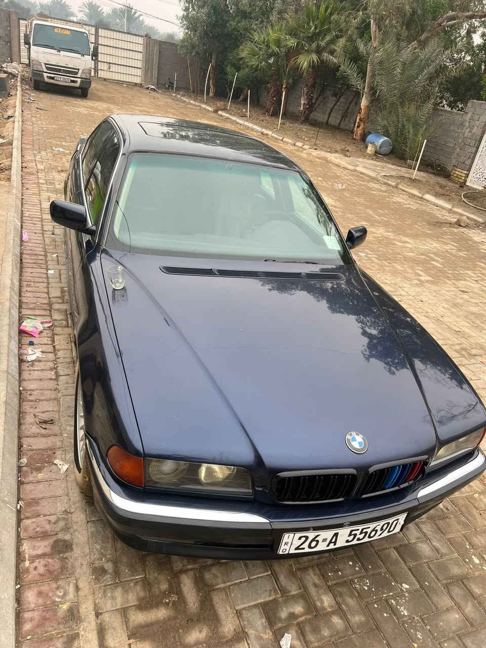 سلام عليكم بي ئم موديل 97صلاح الدين رقم إنكليزي جديدجاهزه من كلشي فول موصفات مكينه 730
السياره بسمي موجوده بغداد مدينه الصدر 
غير متواجد فيس سعر 85وبيه مجال سياره زيرو مال بيت 
***********
