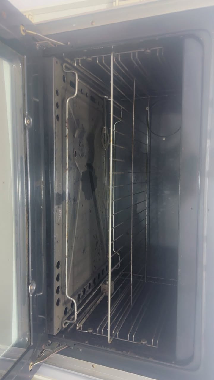 س ع طباخ للبيع كلش نظيف ومرتب ونظام تشغل وحد الفرن الجوة والفوك كلمن يشتغل بوحده سعره ٢٢٥وبيها مجال اان شاءالله


**إذا كنت صاحب هذا الإعلان وتريد حذفه لأي سبب، رجاءا أرسل رسالة إلى الدعم الفني**