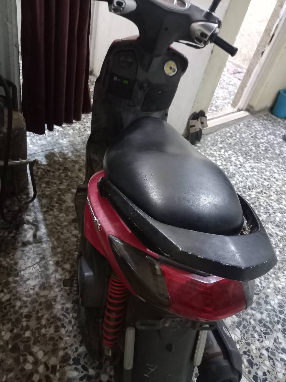 سلام عليكم دراجه سكنس نثيه البيع سعر 4000 وبيه مجال {*********** بغداد
