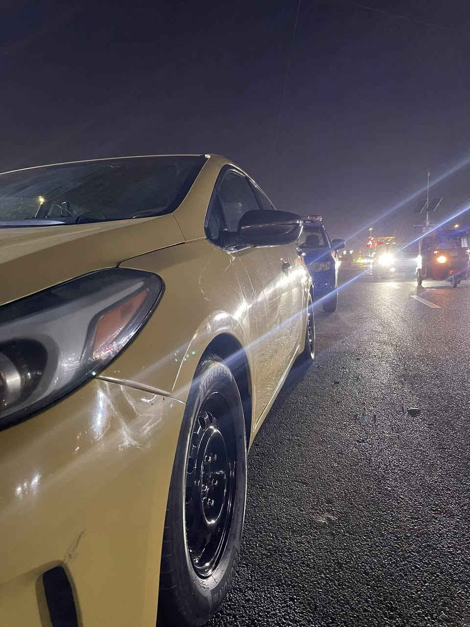 السلام عليكم كيا  فورتي مديل 18

محرك مفتوح تبديل كازكيت فقط 

كير مكفول تبريد شغال تدفئه شغاله 

منضومت غاز بيه 

رقم بغداد دولي هزه جديده 

بسمي سياره 

تخم تاير جديد 

كلشي شغال خير من الله 
***********

العنوان بغداد المشتل قرب جامع الامام علي
