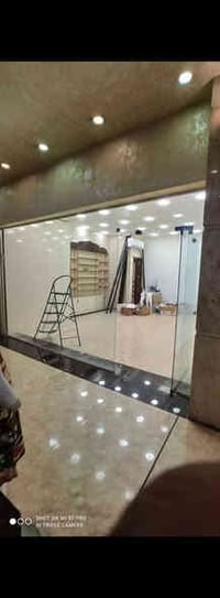 #محل طابق ثاني للاجار داخل مجمع جاهز اناره وديكور فقط الاجار #بدون تطل...