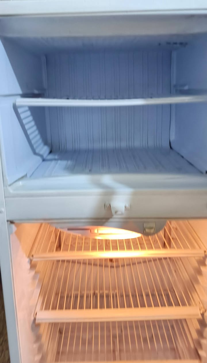 للبيع
ثلاجه كونكورد قدم 16 جبيره شغاله كلها ع تجميد تاخذهه فول تجميد فوك وجوه نضيفه كلش كامله ماداخله تصليح بلاديه ع شركه شرط ع فحص تاخذهه شراي يجي خاص اجاوبك


**إذا كنت صاحب هذا الإعلان وتريد حذفه لأي سبب، رجاءا أرسل رسالة إلى الدعم الفني**