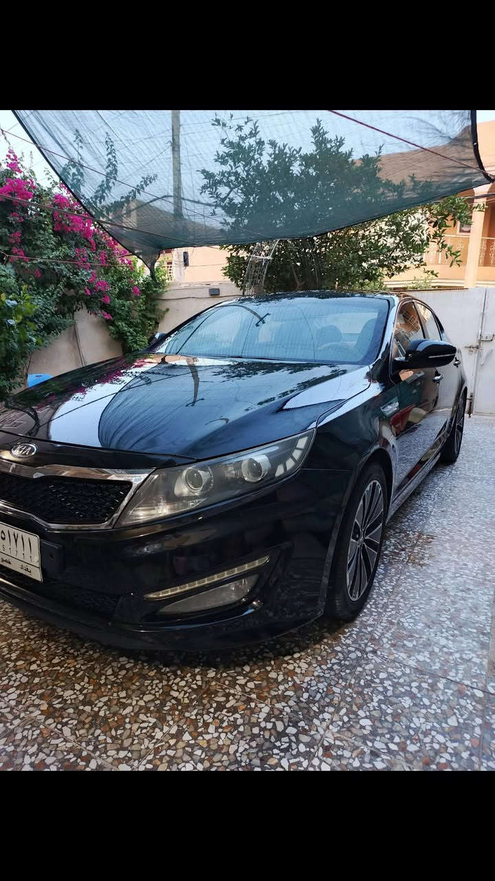 اوبتيما 2012 K5 للبيع 
محرك دوش 2400 
1/1 بانوراما كشنات جلد تدفئة تبريد بصمة شاشة 
حادثهة خلفي بالعراق فقط صورها بالحادث موجودة
مصبوغة عام 
رقم بغداد جديد شديتة انكليزي قبل فترة بسيطة حولتة 
بيها ملاحضات بسيطة احجيهن الك كلهن 

السعر 98 بيها مجال بسيط
هـ ***********
