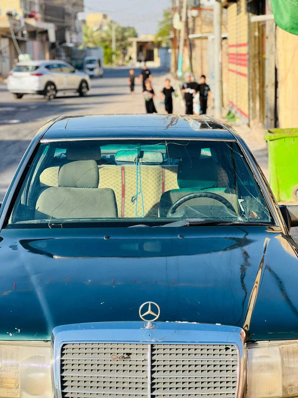 سلام عليكم عندي مرسيدس بنز300 مكينة ففتي  رقم انبارً تحويل ثاني يوم آب اسمي السعر 48 بيها مجال مكان بغداد الشعلة مكلف بل نشر ***********  رقم صاحب السيارة ابو علي

