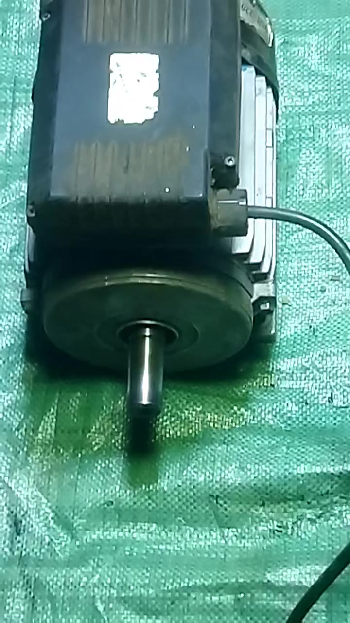 موتور 4 حصان ايطالي حجار 3000 لفه 220 فولت على وضع بلاده للتواصل فون 01023817066


**إذا كنت صاحب هذا الإعلان وتريد حذفه لأي سبب، رجاءا أرسل رسالة إلى الدعم الفني**