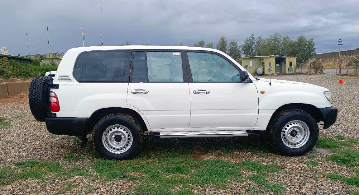 مۆنیکا فول عادی مۆدیل 2001 گێرومەکینەو دەبل اکسلی بەشەرد ساردو گەرمی بەشەرد سەنەوی نوێیە تا 2030 حیزام بۆیاخە بۆ جوانی بێ لێدران جوار تایەو ویلی نوێیە غازو بەنزین  یەک دینار مەسرەفی نیە نمونەیە لەجوانی سحری 115 وەرەقەو مجال *********** أربيل, العراق
