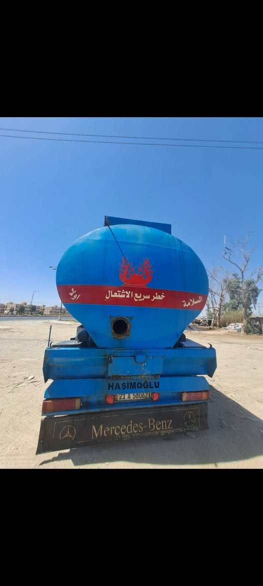 السلام عليكم صهريج للبيع 
اسكانيا للبيع موديل 2004 سيارة جاهزة للشغل مابيها اي نقص تكيال بابل جي بس اس مكيلة مكينة مكفولة بالباكيت بسمي سعر ٢٧٠ وبيها مجال قليل ***********
