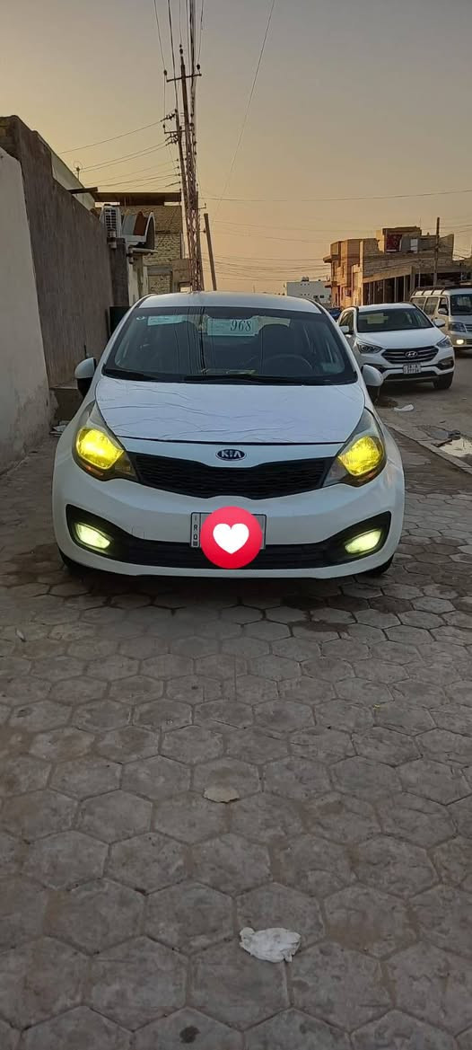 2013 خليجي 1600 قطرتين كير و محرك و تبريد مكفولات بيها تكحيلات صبغ بالبيبان و بارد  بدون تبديل رقم دولي مداور ثاني يوم للاستفسار اكثر او واتساب *********** مكان السيارة #النجف

