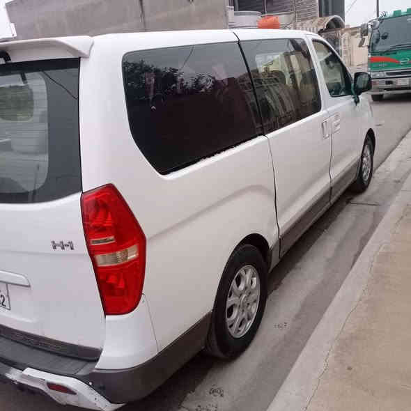 ستاركس للبيع 2015 نظيفه حيل مامشتغله بشارع ولا خط بس للبيت خالينه سابقا مكفوله كفاله عامه وهسه بيه تبديل جاملغ وباب سلايت سياره كير محرك كفاله وحداديه جديده سعر 175وبيه مجال ***********
