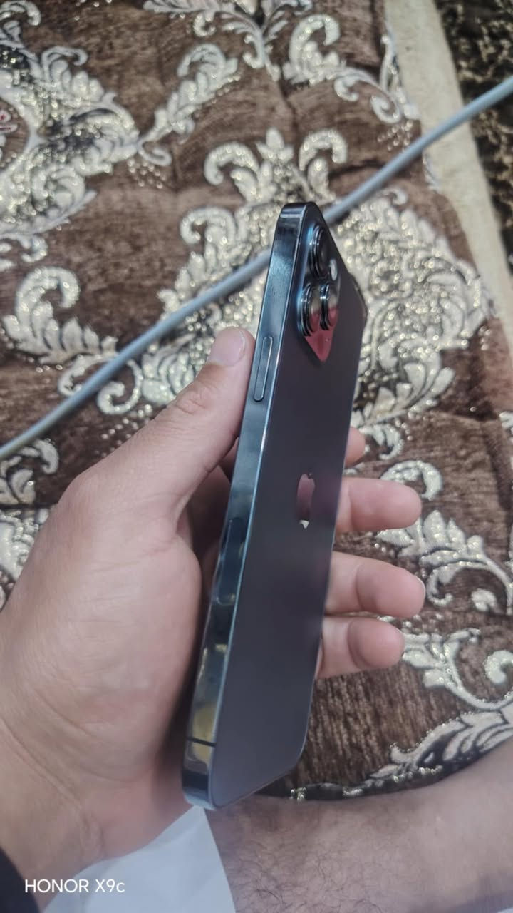 السلام عليكم ورحمة الله وبركاته

اعادة نشر  
ايفون 12 برو ماكس للبيع
بطارية 83 
ذاكرة 256
جهاز بلادي شرط 
الشخوط هذي باللزگه

السعر 450 تواصل خاص 
او الاتصال 
***********
