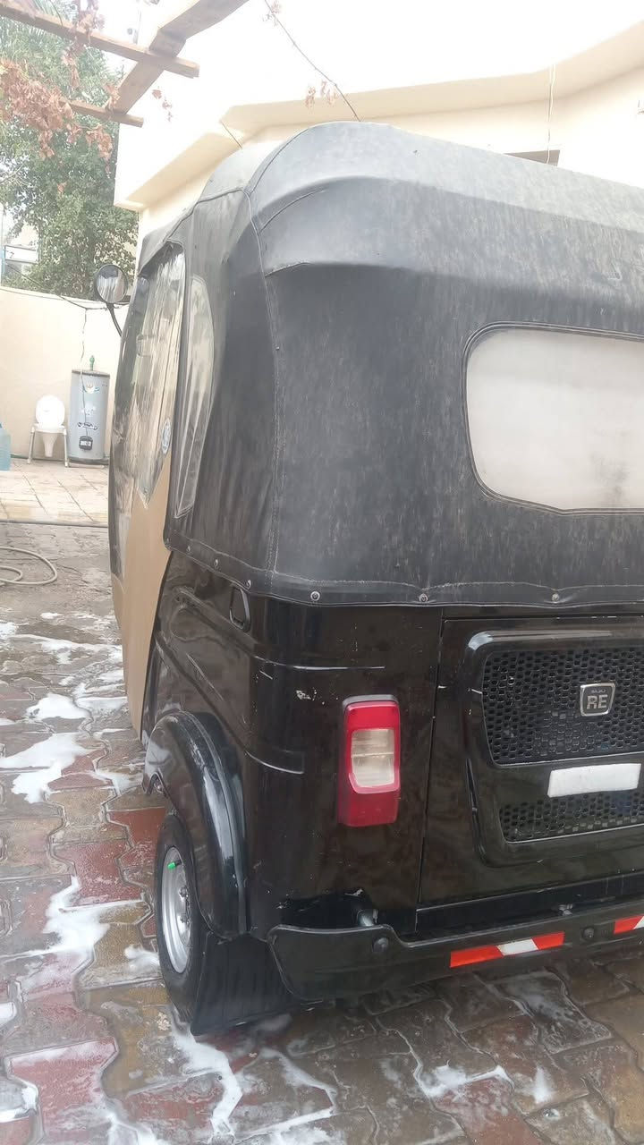 تكتك موديل 2022 شهر ١١ رقم وسنويه تحويل ثاني يوم  بيهة طخه قليله بصفحه ***********
