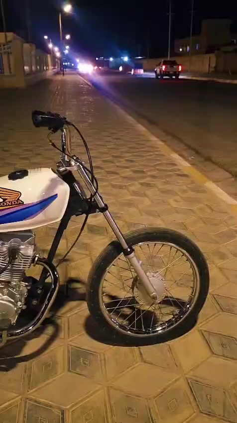 سلام وعليكم دراجه موديل 23 مكفوله من كلشي وراق اصلي كامله سعره مليون وميتين وبيه مجال لمكان قلعت صالح ميسان *********** نتصل وخادم
