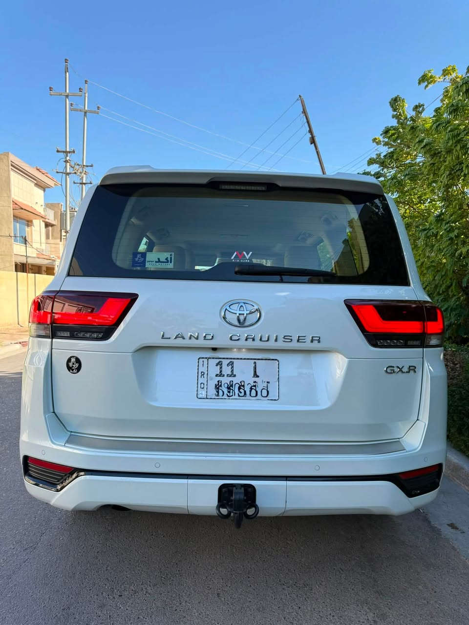 لاندكروز GXR
2022 ساز
مكفولة كفالة عامة من كلشي 
جديدة كلش السيارة بحالة وضع الوكالة لحد الان  
ماشية 54 الف كيلو حقيقي 
استخدامها قليل جدا
مواصفات 
الساز المعروفة 
3 شاشات تطبيق
شحن وايرلس 
ثلاجة 
حساسات امامية خلفية 
8 ايرباكات
3 قطع تبريد 
كراسي كهرباء 
تبريد بلكراسي 
مكان السيارة بغداد نفق الشرطة 
للاستفسار 
***********
