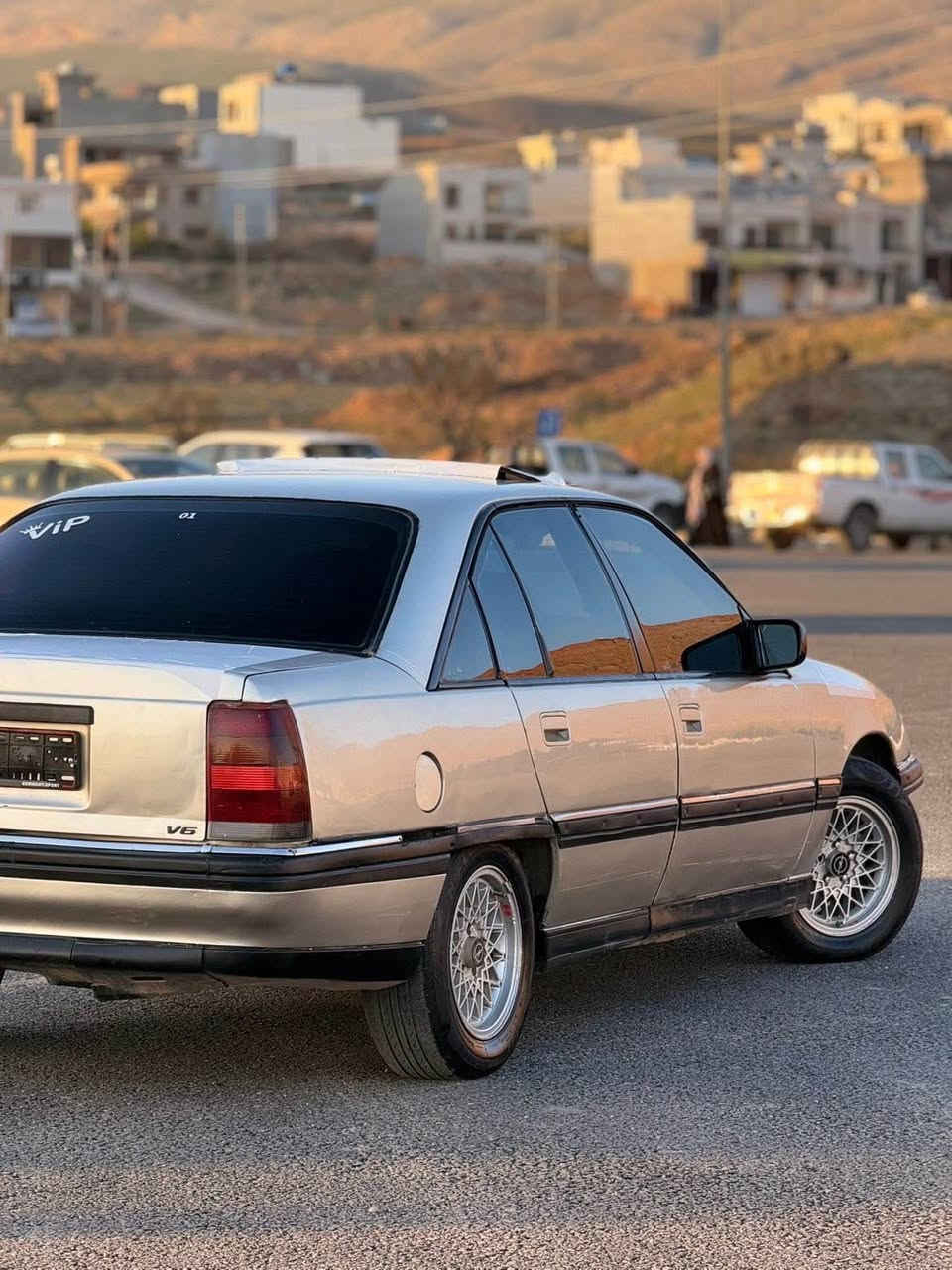 ئۆپڵ ئۆمیگا مۆدیلل 1993 ئارم پلاستیکی سلێمانیە ئارموو ئەوەلیات بەشەرت داعمو لێدراوی نیە مەکینە 20 بیلادە سڵایت کارەبایە  فۆرمیکایە جام کارەبایە چوار تایەی نوێە گێرو مەکینە بەشەرت موس و براوە بەشەرت بۆ زانیاری زیاتر پەیوەندی بکە لە خزمەت دام شوێن کۆیە *********** —***********///.  *********** كويسينجاك, أربيل
