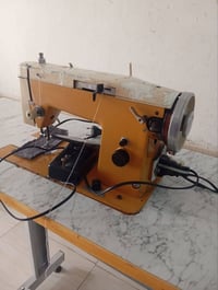 ماكنة خياطة • ياباني أصلي • جاهزة للخياطة